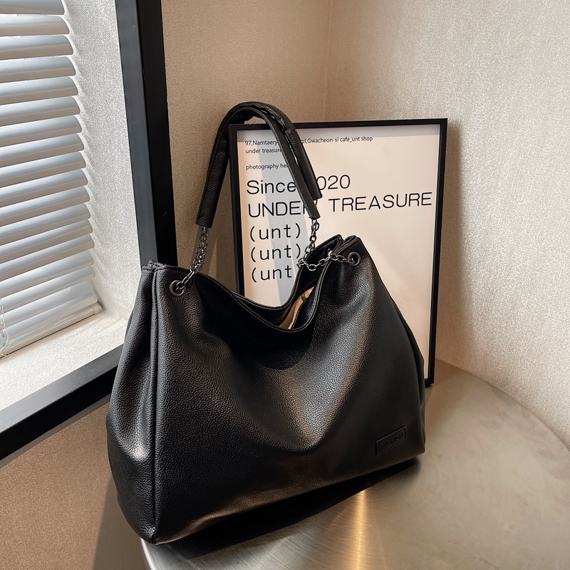 Túi Đeo Chéo Da Mềm Cỡ Lớn Phối Dây Xích Thời Trang Cho Nữ