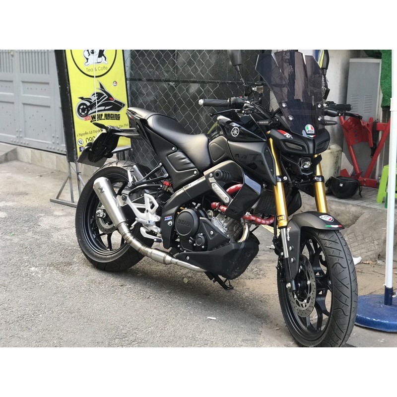 Pô Akrapovic R3