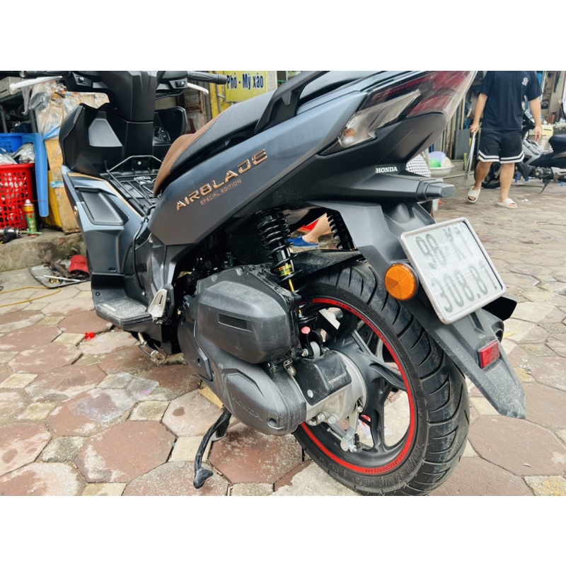 Khung viền biển số xe máy(lắp được mọi dòng xe máy)