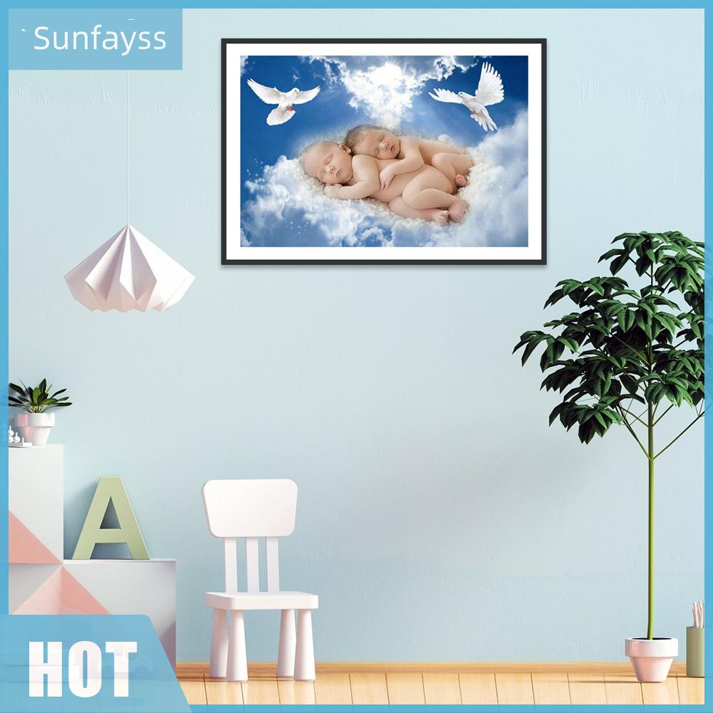 Bộ tranh đính đá 5D tự làm hình em bé dùng trang trí nhà cửa