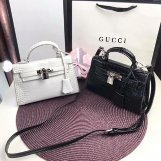 Túi hm mini size 18cm.