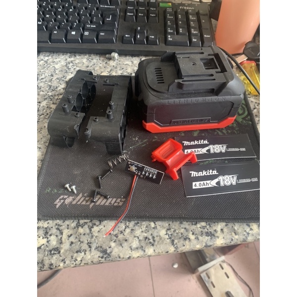 Vỏ pin makita 18v 5s 2p có báo pin kèm mạch 5s 65a