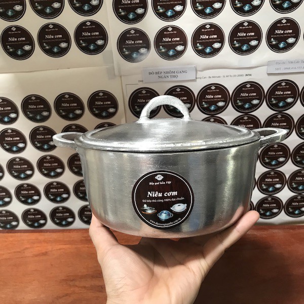 Nồi Xoong gang doa bóng nấu cơm kho cá 18 cm chính hãng Ngân Thọ.