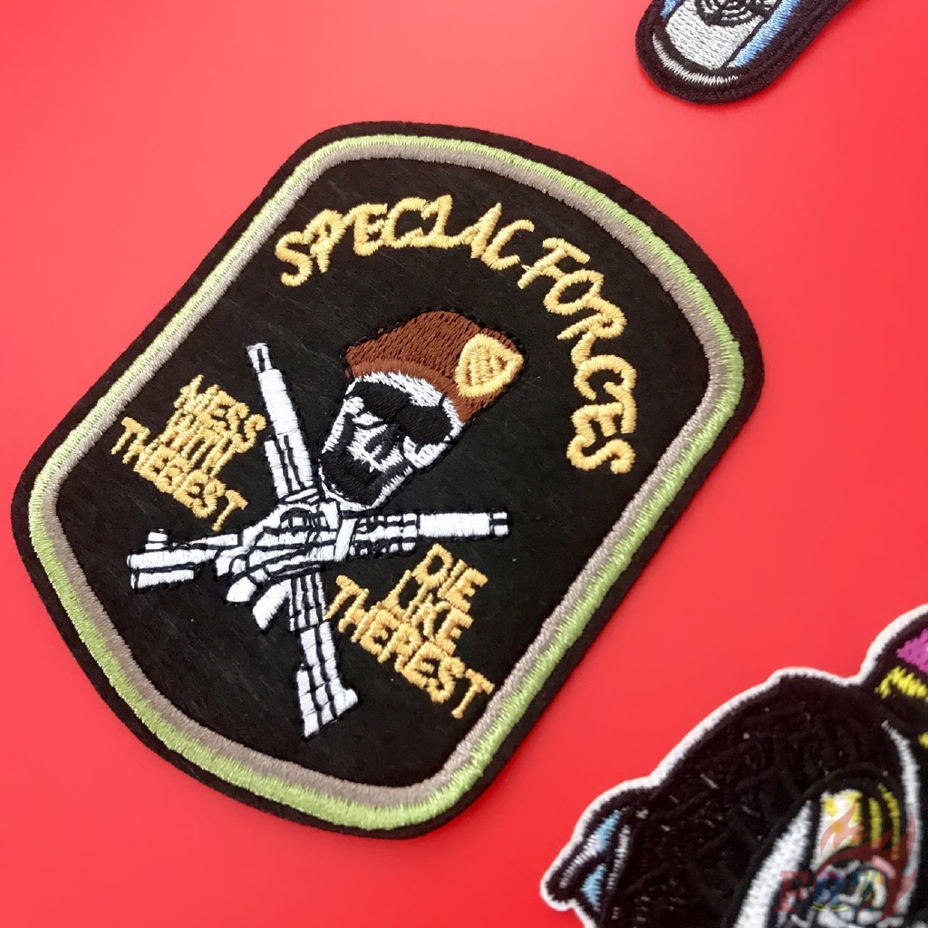 ☸ Sticker Ủi Thêu Hình Rock and Roll ☸ 1 Sticker Ủi Thêu Hình Huy Hiệu