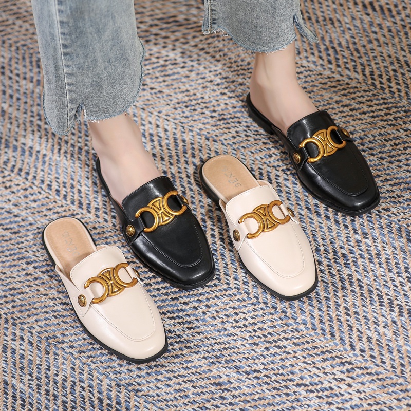 Dép Bít Mũi Đế Bằng Phối Khóa Kim Loại Phong Cách Thời Trang Hàn Quốc Cho Nữ Có Size 34-42