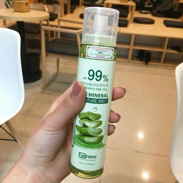 HÀNG CHÍNH HÃNG- Xịt Khoáng Cấp Nước Dưỡng Ẩm Trắng Da Từ Lô Hội Thảo Dược ALOE 99% BENEW Hàn Quốc ( Chai Lớn 150ml)