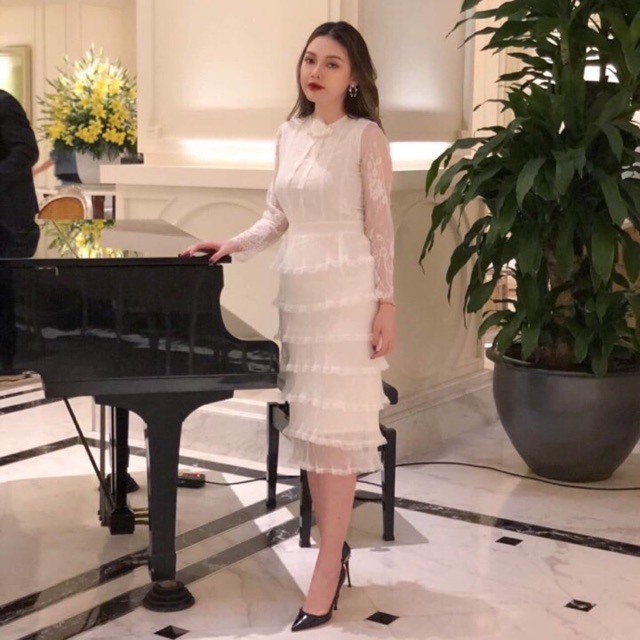 Váy ren thiết kế 