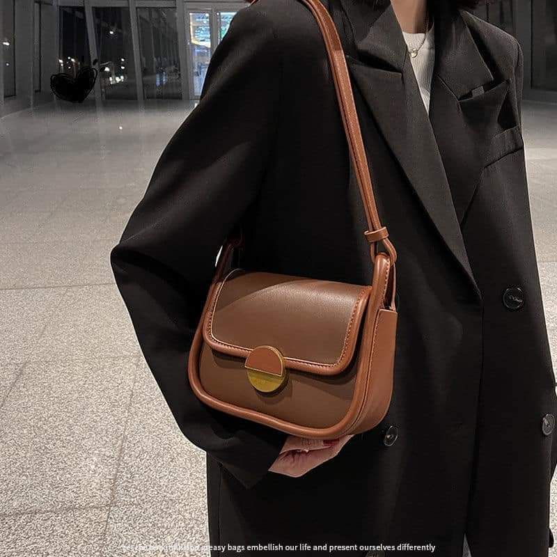 Túi đeo chéo ,túi kẹp nách phong cách Retro