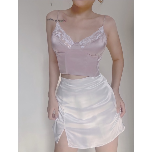 Xeci lita ( áo 2 dây viền ren)
