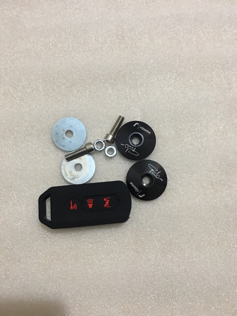 Bọc chìa khoá sh smarkey silicol + ốc gương sh to 2018