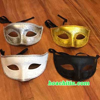 Mặt nạ hoàng tử hóa trang dự tiệc