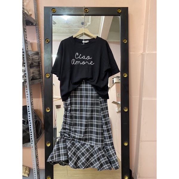 Set áo thun in chữ kèm chân váy đuôi cá rút dây kẻ caro. set váy nữ thuhangshop95