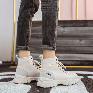 Bốt cao cổ nữ vải phối hoa cúc tròn