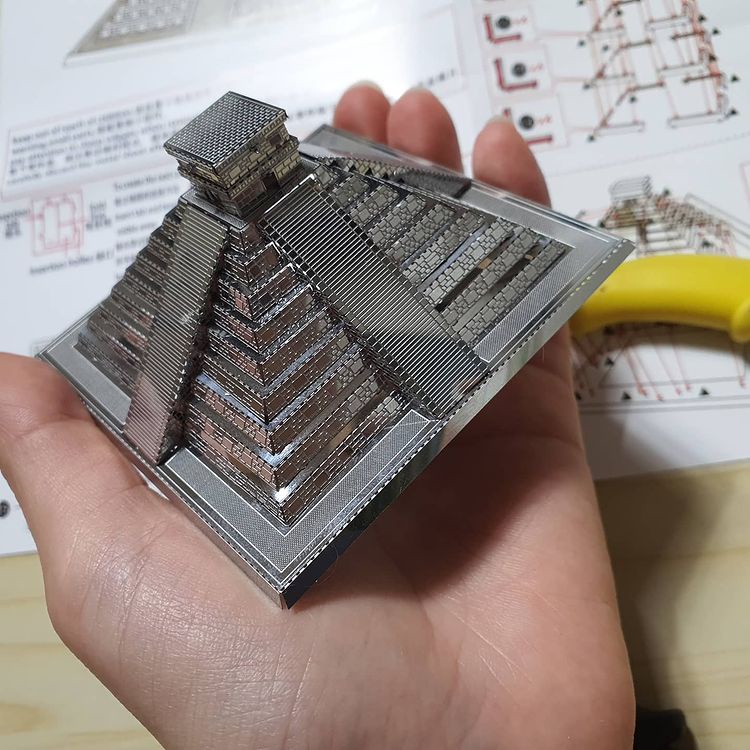Mô Hình 3D Kim Loại Kim Tự Tháp Maya