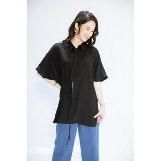 Áo cổ 2 ve lệch dây eo CCHAT