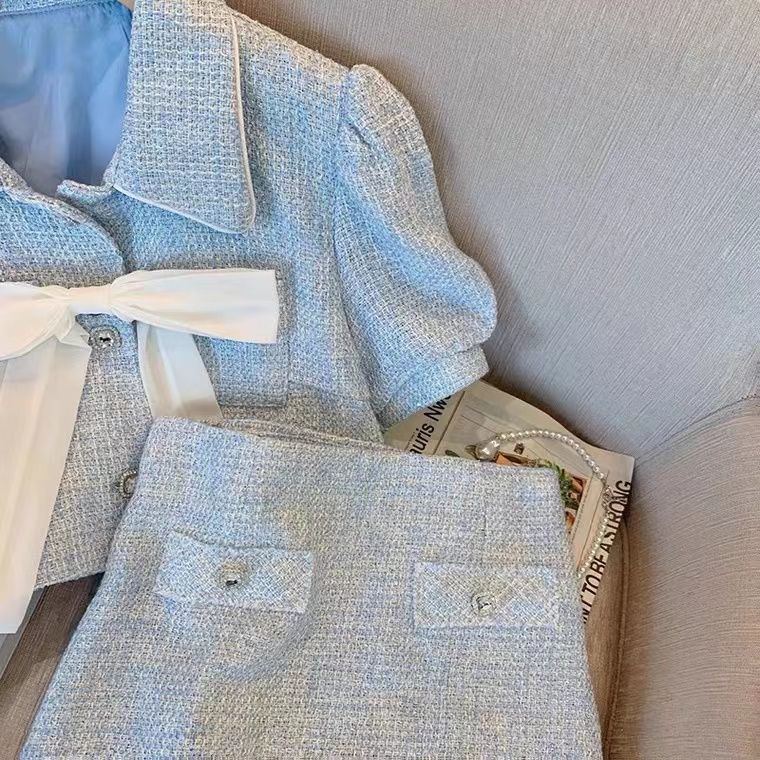 SET ÁO CROPTOP BỐ XANH PHỐI NƠI TRẮNG + CHÂN VÁY