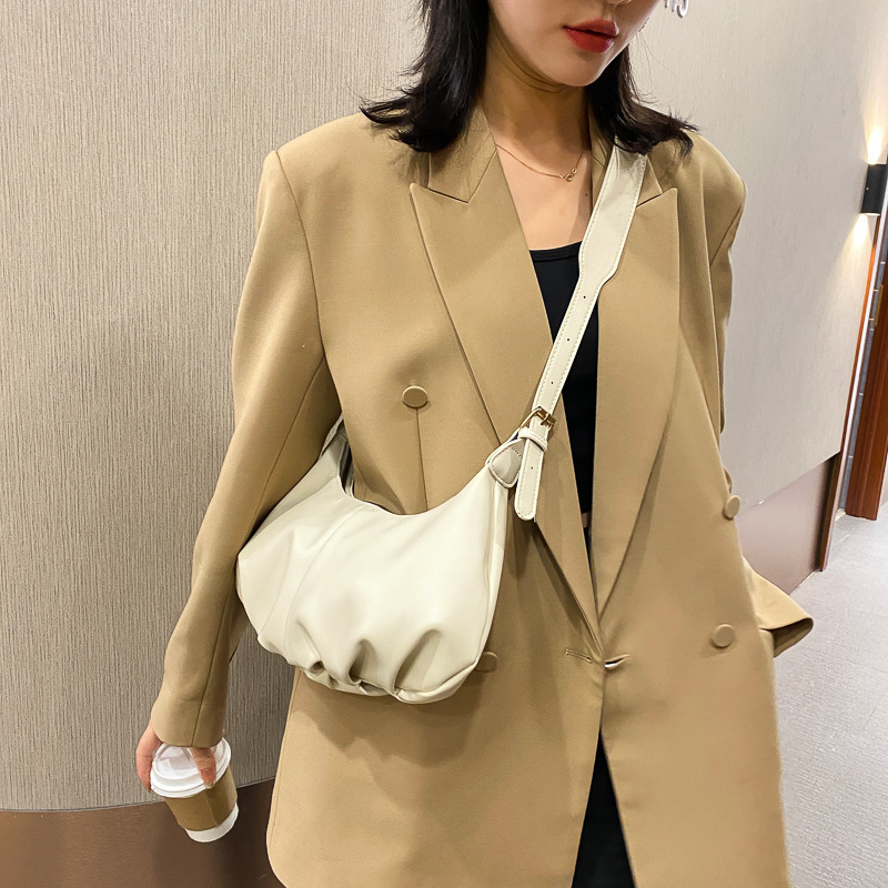 IELGY New niche Túi Đeo Chéo Vai Bằng Da Mềm Xếp Ly Dưới Gầm Đám Mây Kiểu retro Dễ Phối Đồ