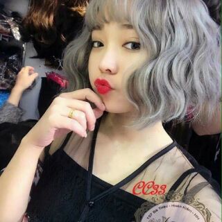 Tóc giả ngắn màu xám khói