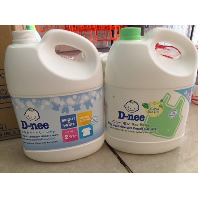 Nước giặt dnee