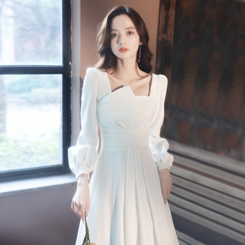 Đầm Maxi Trễ Vai Màu Trắng Plus Size Cho Cô Dâu