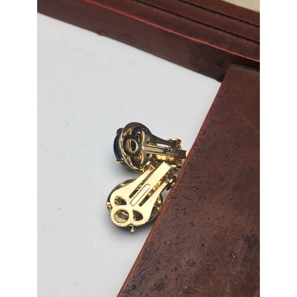 Bông tai kẹp vintage nhỏ- bông hoa gốm,đá xanh và hoa lily