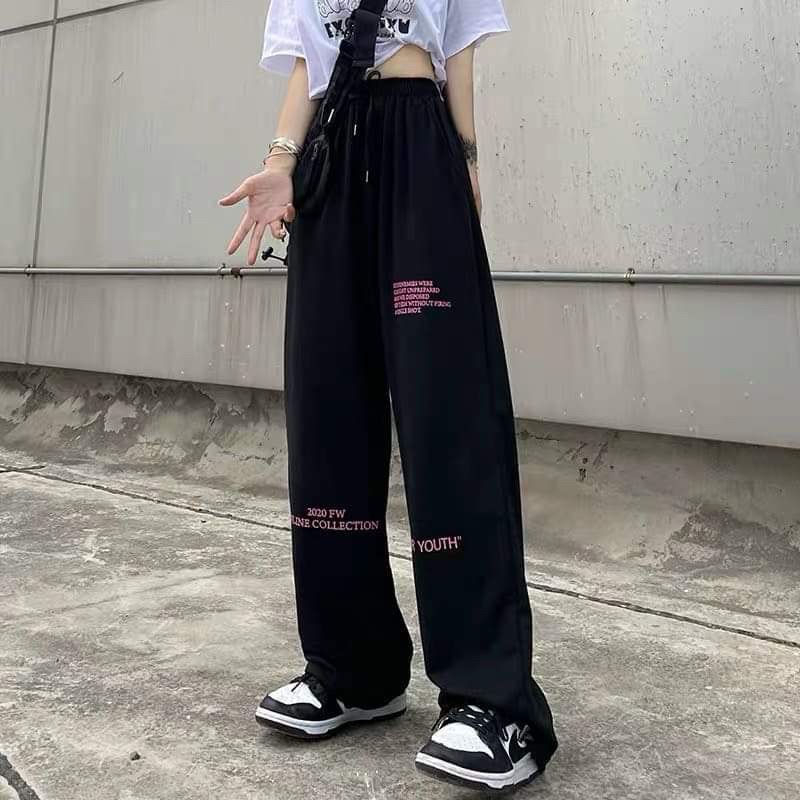 Quần chữ đỏ chốt gấu KA6