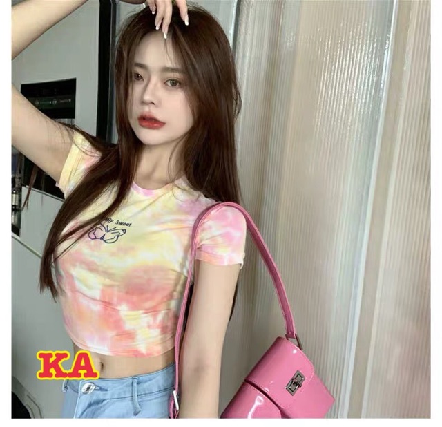 Áo croptop body thêu bướm loang màu ngắn tay