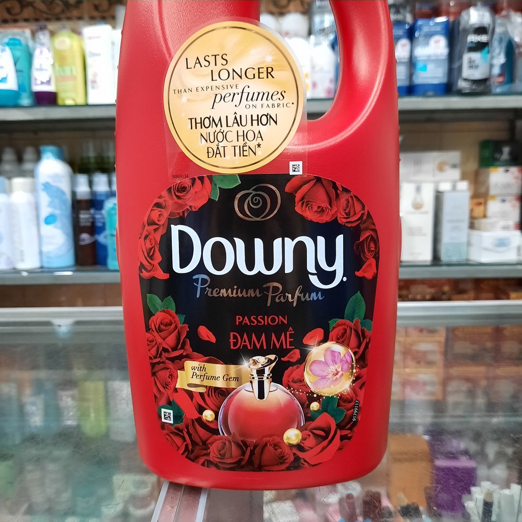 Nước Xả Vải Downy Đam Mê Chai 1.8L