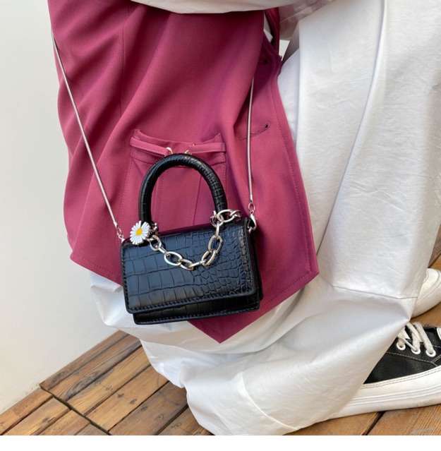 Túi mini hoa cúc siêu đáng yêu | BigBuy360 - bigbuy360.vn