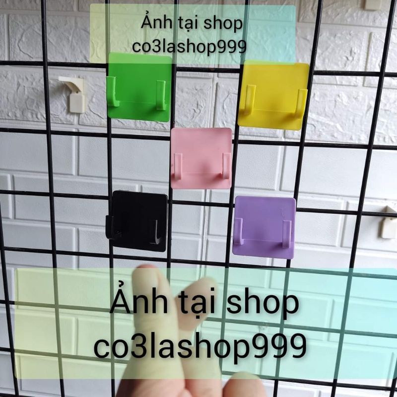 Móc nhựa cài kệ sắt/kệ inox treo phụ kiện đồ dùng (1 CÁI)