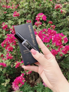 Nước hoa vùng kín Briar