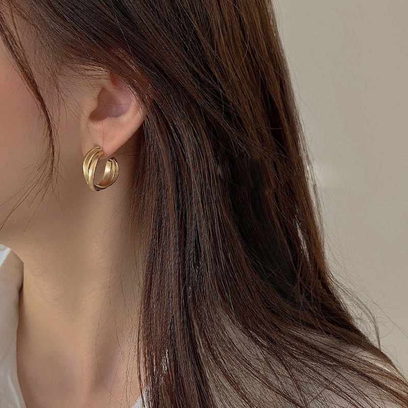 Khuyên tai nữ mạ vàng chấu bạc phong cách thời trang cổ điển