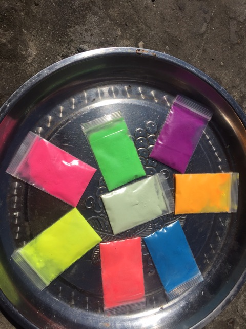 Combo 8 gói 8 màu dạ quang phát sáng trong đêm