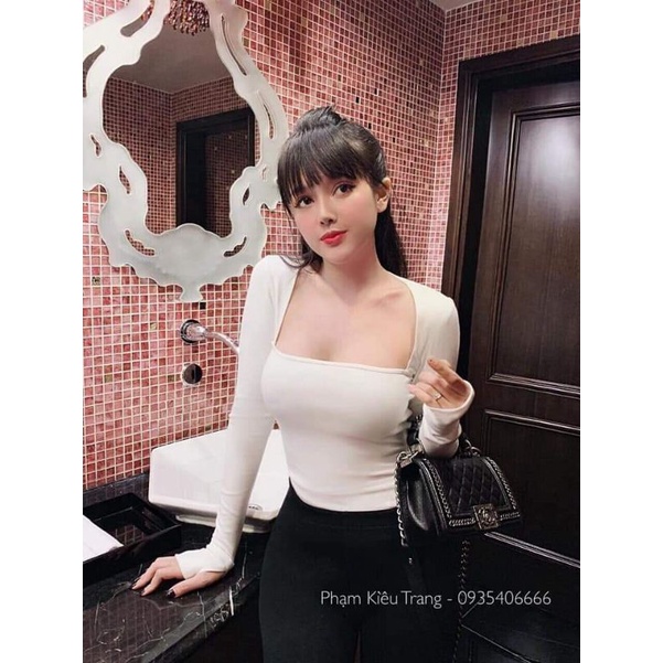 Áo thun cổ vuông trơn