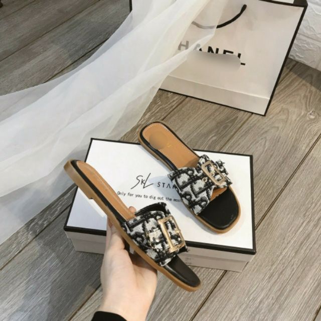 DÉP LÊ QUAI NGANG KHUY CHỮ D_Diiiooooo 2 Màu