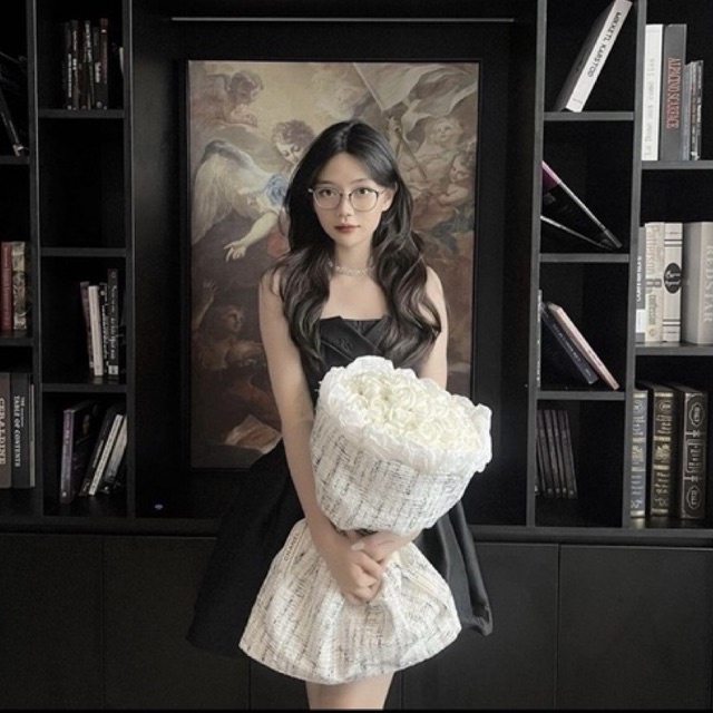 Bó hoa sáp gói vải dạ hot trend cực xinh làm quà tặng, bó hoa sinh nhật phong cách mới