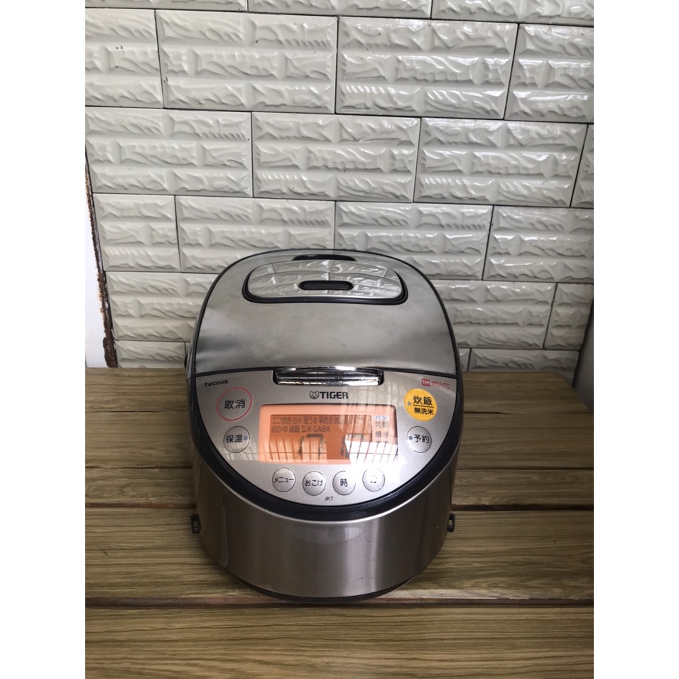 NỒI CƠM ĐIỆN CAO TẦN IH TIGER TACOOK 1L CÓ CHẾ ĐỘ NẤU CƠM CHÁY