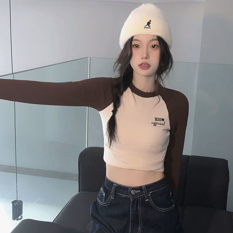 Áo Thun Tay Dài Dáng Ôm Thêu Chữ Phối Màu Sắc Trẻ Trung Cho Nữ