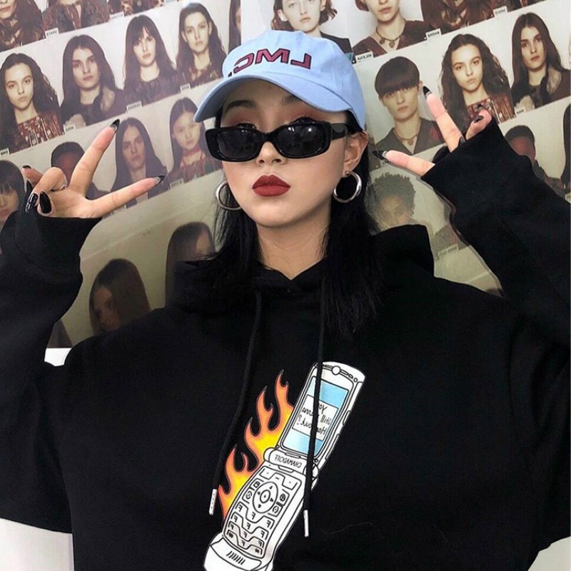 Kính Mát Gọng Vuông Phong Cách Thời Trang Cá Tính | BigBuy360 - bigbuy360.vn