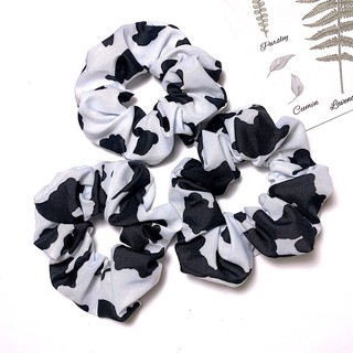 Scrunchies cột tóc bò sữa hottrend.cột tóc họa tiết bò sữa