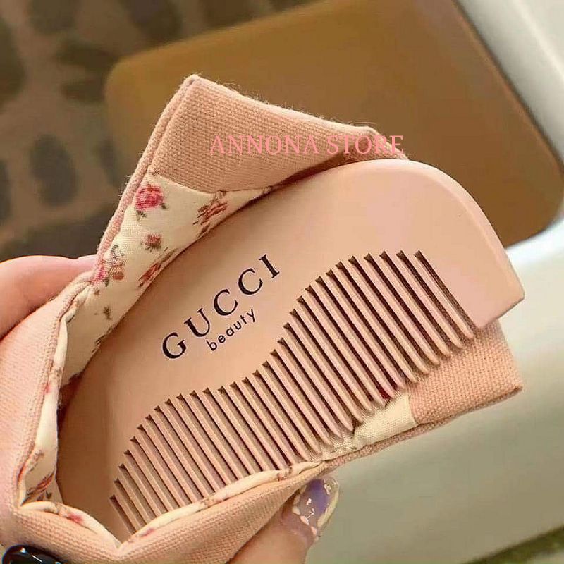 LƯỢC GỖ QUÀ TẶNG HÃNG GUCCI BEAUTY