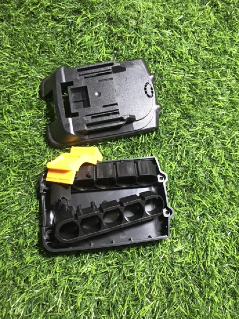 Vỏ pin makita 5 cell 18v