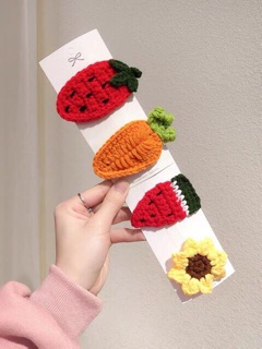 Kẹp mái len móc hình trái cây