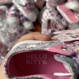 Giày bé gái kim sa kitty