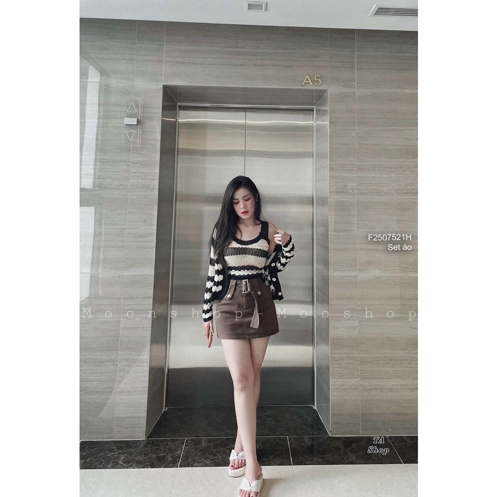 Set cặp áo len sọc áo khoác tay dài kèm áo croptop 2 dây bảng hàng QC!