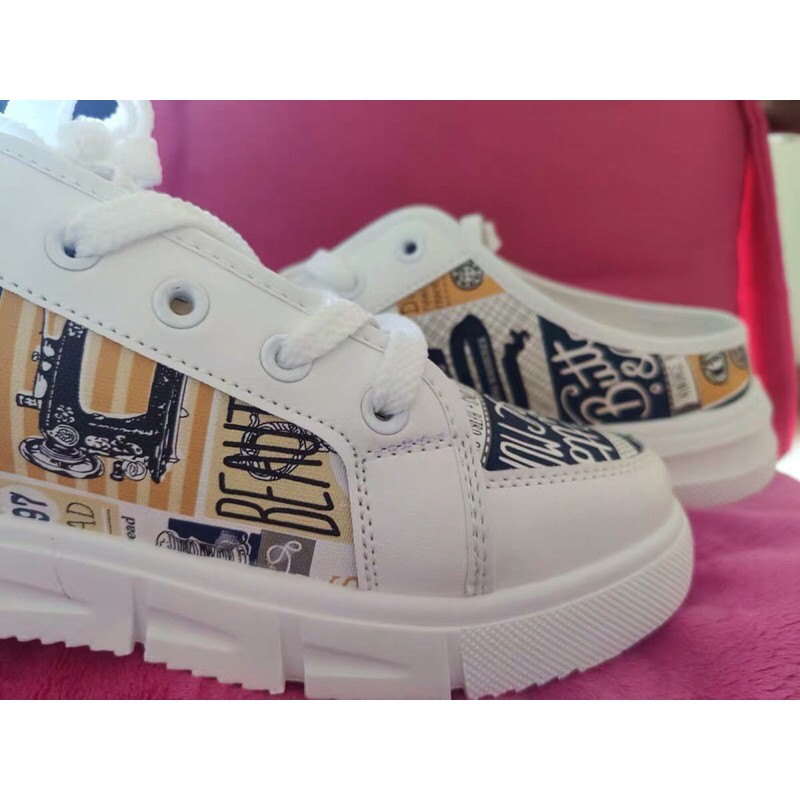 Giầy sục nam họa tiết ấn tượng | BigBuy360 - bigbuy360.vn