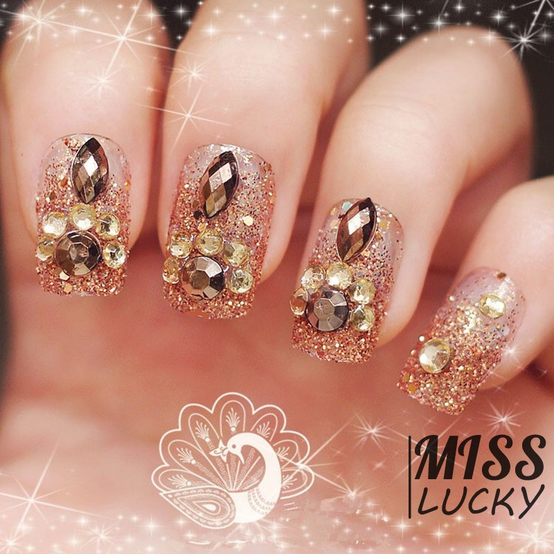 Set 24 móng tay giả đính đá nhân tạo vàng kim lấp lánh thời trang cho nữ