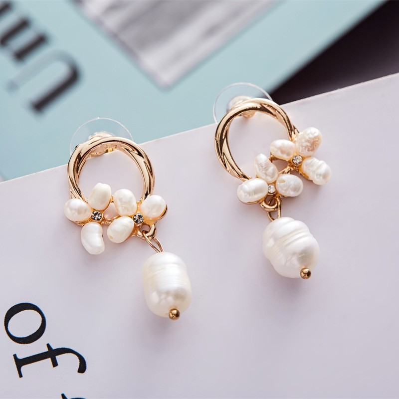 Bông Tai Mạ Bạc 925 Hình Bông Hoa Đính Ngọc Trai Phong Cách Hàn Quốc