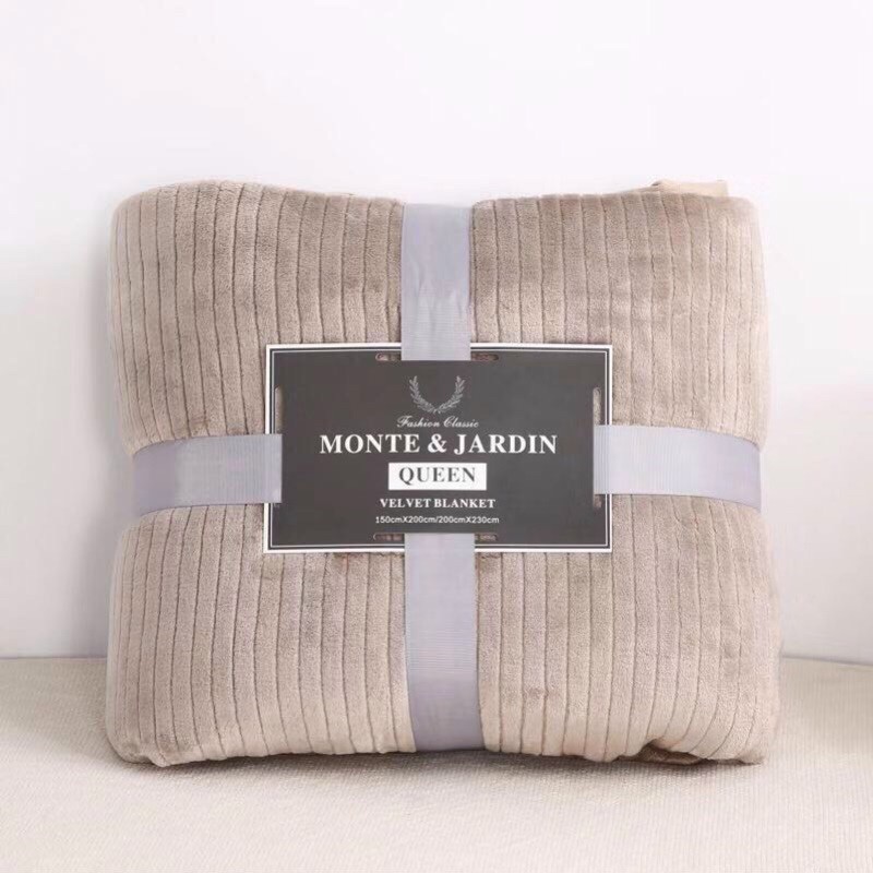 Chăn lông thỏ Monte&amp;Jardin kích thước 2mx2m3 siêu ấm và siêu mềm mượt