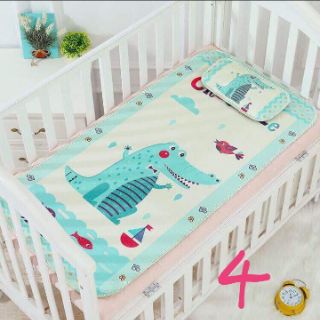 Chiếu lụa điều hòa cho bé (tặng 1 gối thảo dược)